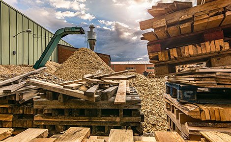 recycle-wood-pallets-470x290